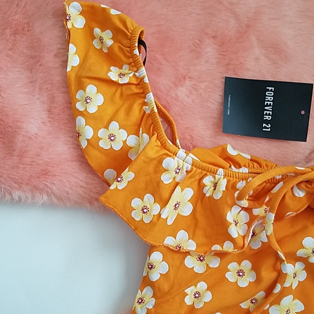 Off-the-Shoulder Floral Ruched Top - Picture 5 of 5